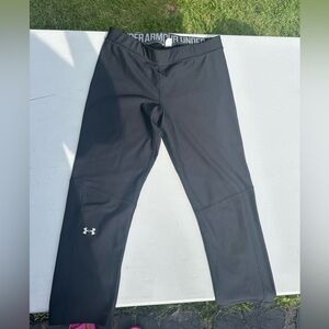 Under armour cropped leggings